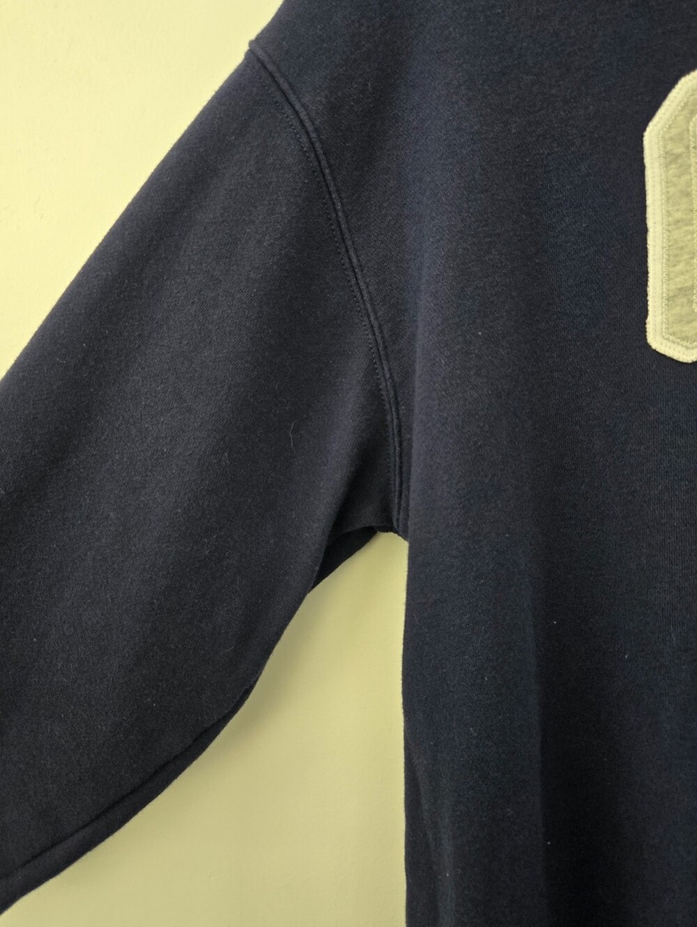 Gap Navy Logo Sweatshirt. Size Medium - Picture 5 of 10